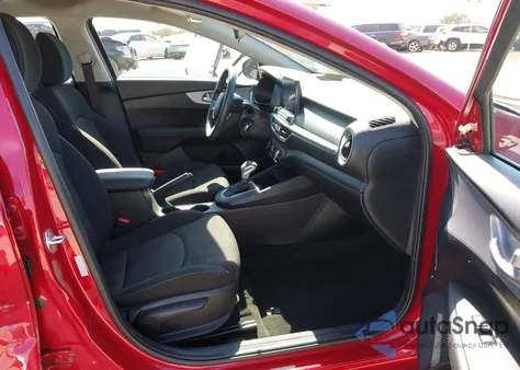 2024 Kia Forte Lxs из США, поврежденный, VIN 3KPF24AD9RE768884